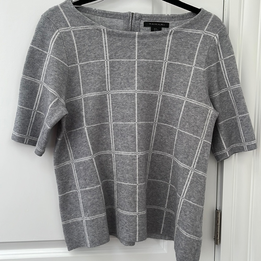 Fit and flare knit top